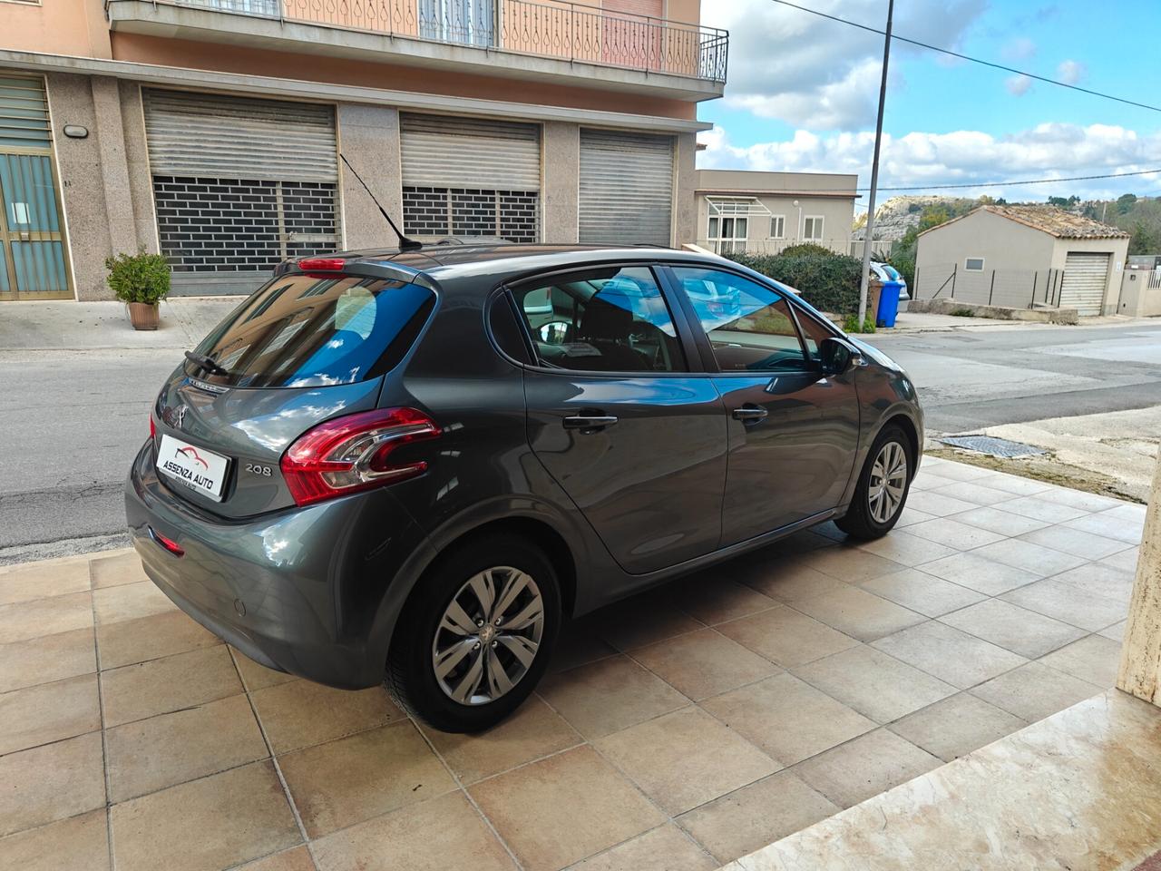 Peugeot 208 1.2 VTI Allure