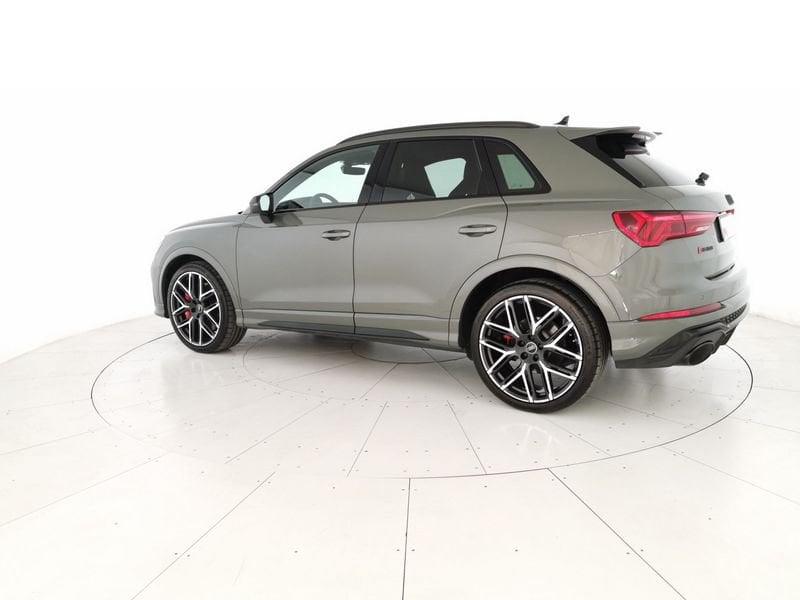 Audi Q3 RS 2.5 quattro s-tronic