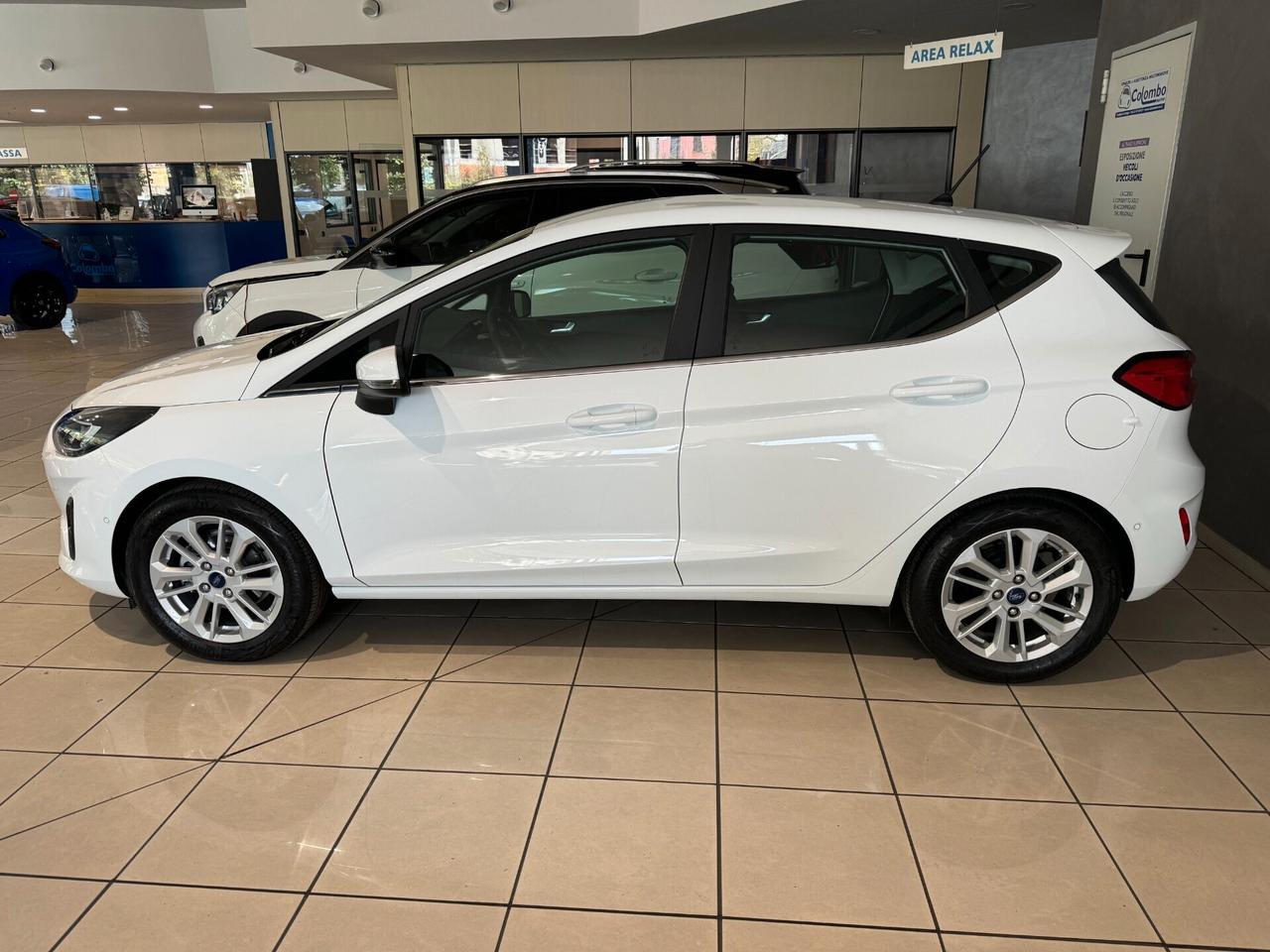 Ford Fiesta 5p 1.1 Titanium 75cv Led App conn Cam 16" (Neopat)