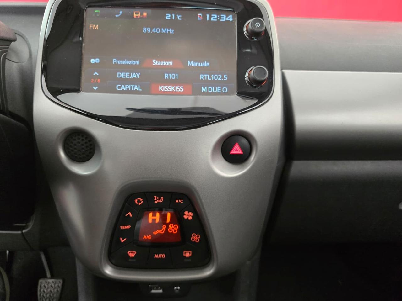 Toyota Aygo 1.0 VVT-i 69 CV 5 porte x-play