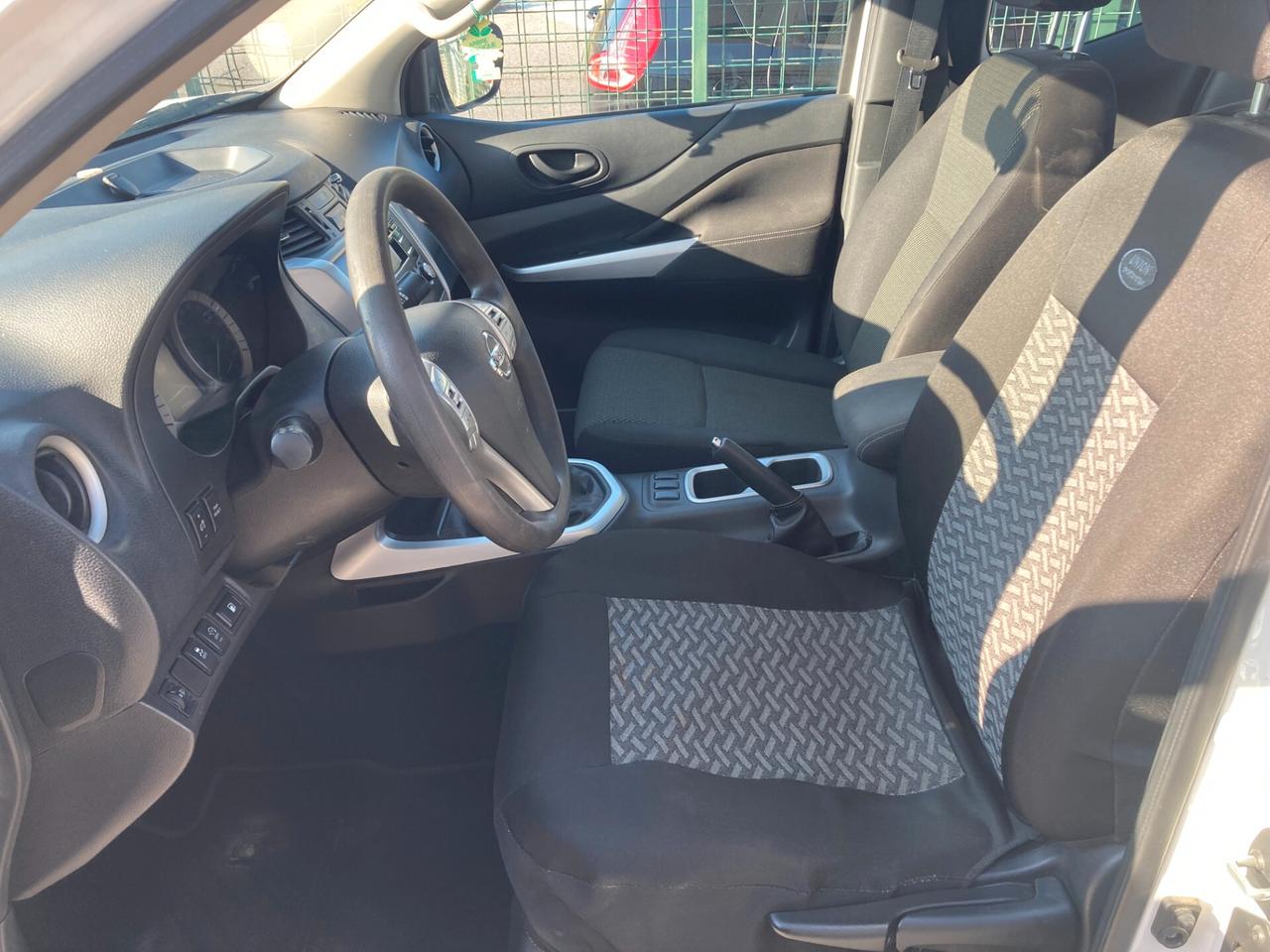 Nissan Navara 2.3 dCi 4WD King Cab Visia