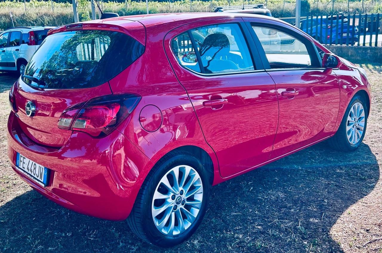 Opel Corsa 1.4 90CV GPL Tech 5 porte Cosmo