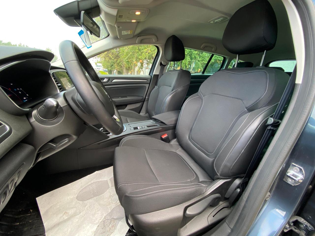 Renault Megane Mégane Sporter Plug-in Hybrid E-TECH 160 CV Business