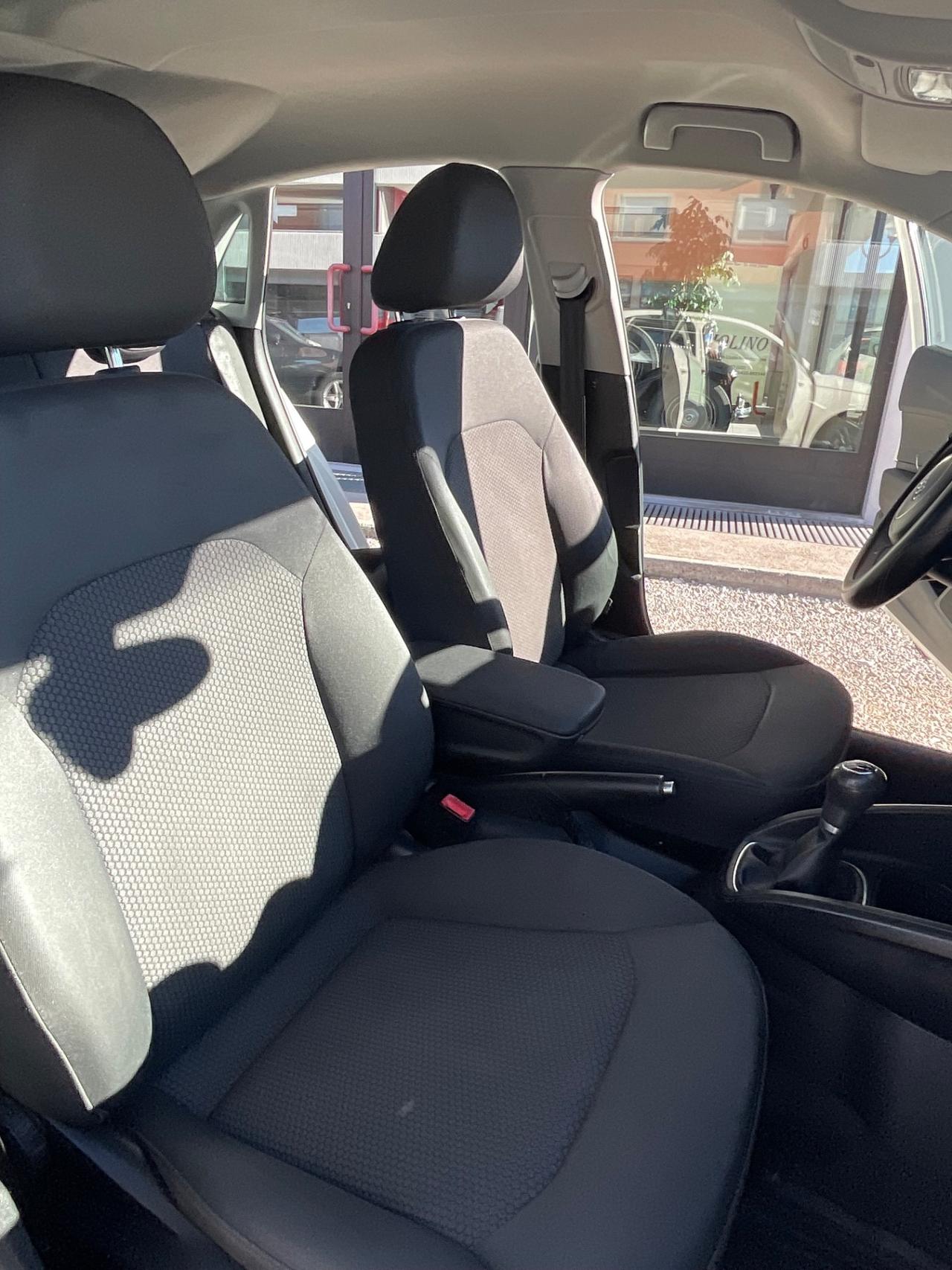 Audi A1 SPB 1.6 TDI 105 CV Ambition