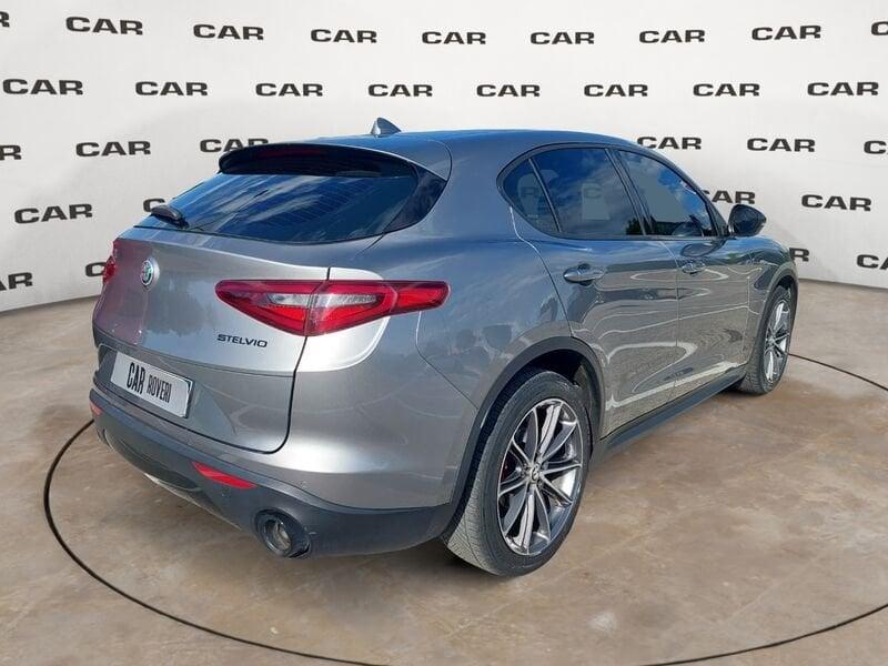 Alfa Romeo Stelvio 2.2 Turbo Diesel 160CV AT8 RWD Business