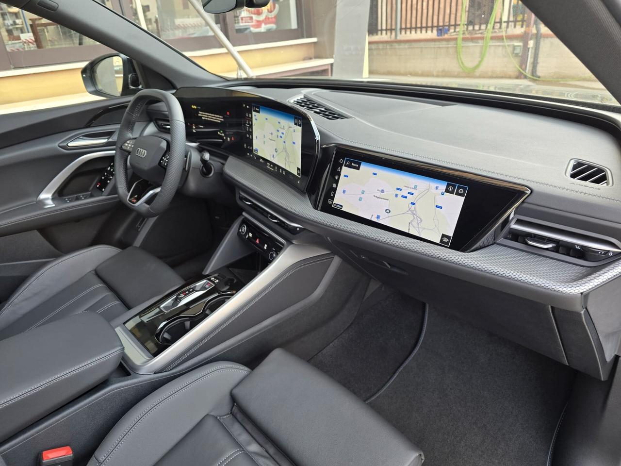 Audi Q5 40 TDI 204 CV quattro S tronic Identity Black