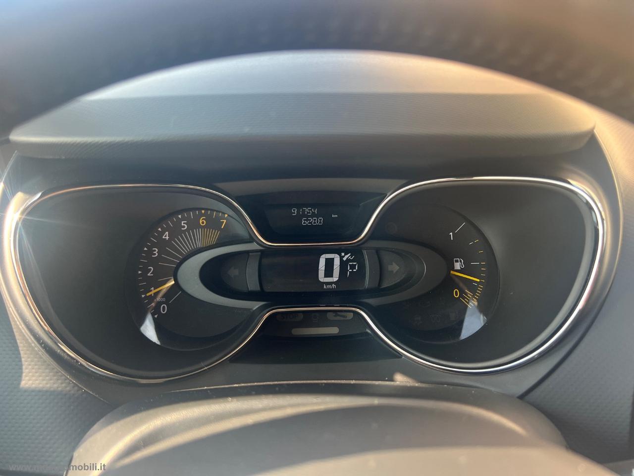 RENAULT Captur TCe 120 CV EDC S&S Energy Intens AUTOMATICA