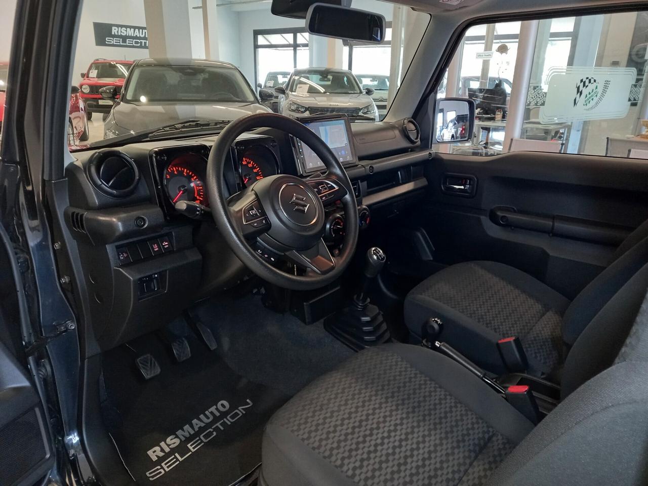 Suzuki Jimny 1.5 5MT PRO (N1)