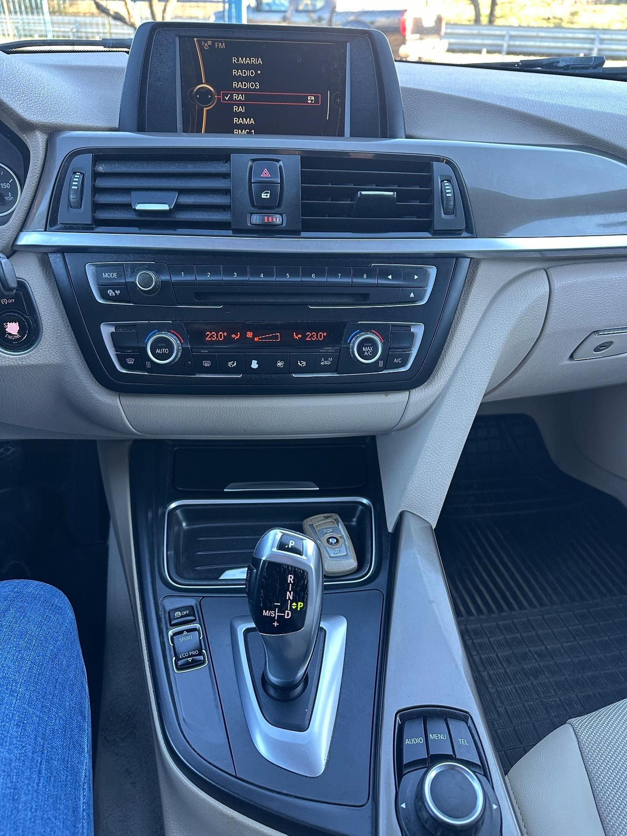 Bmw 318d Touring Modern automatica