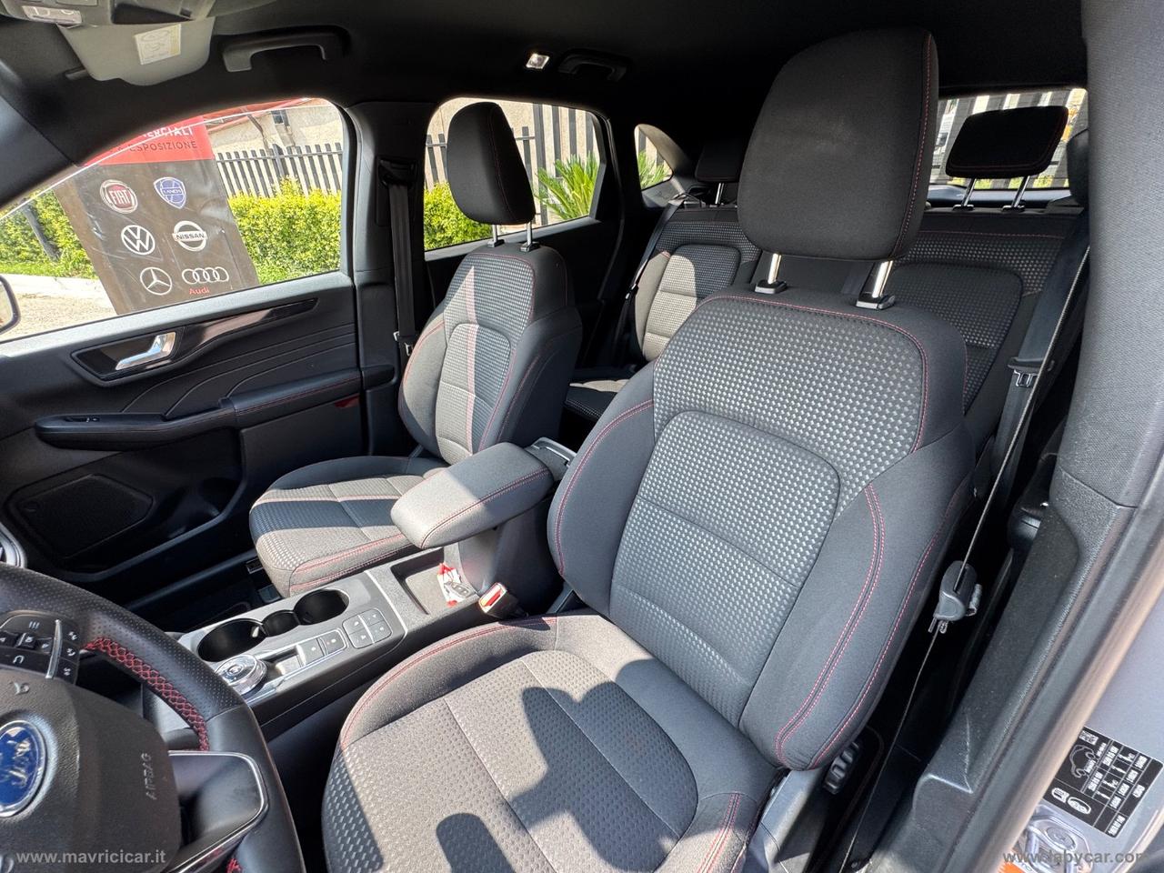 FORD Kuga 1.5 EcoBlue 120 CV aut. 2WD ST-Line