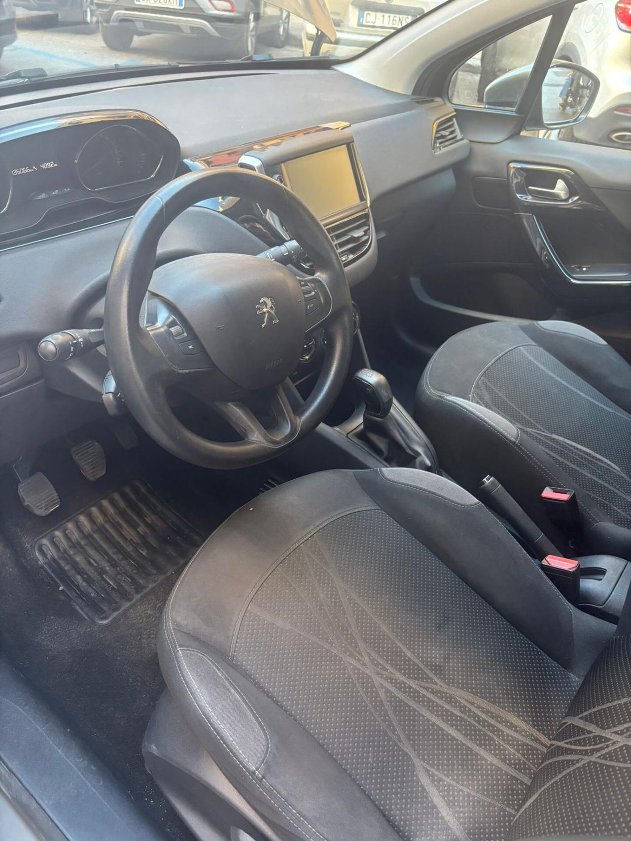Peugeot 208 1.2 VTi 82 CV 5 porte Allure FINANZIABILE