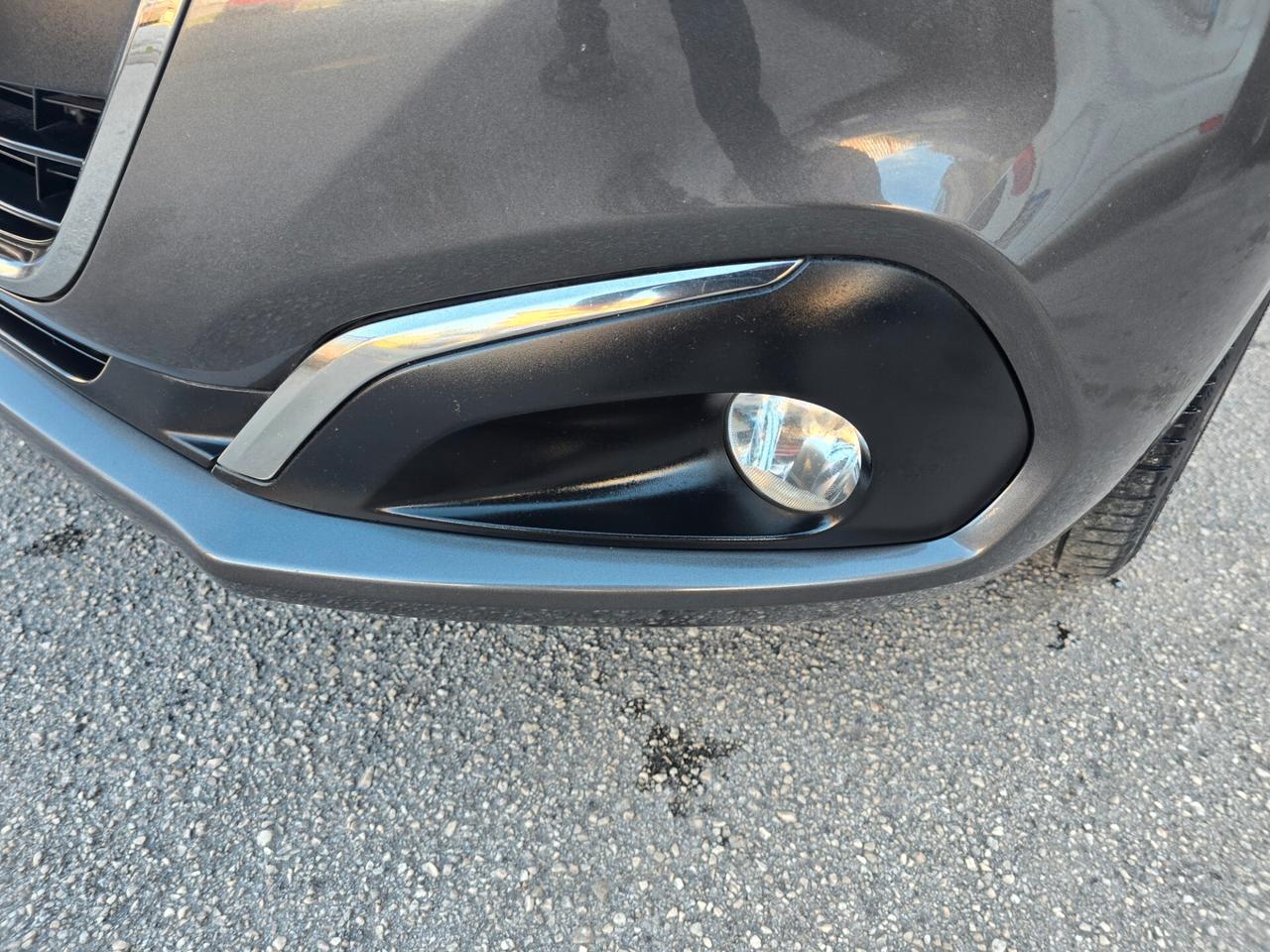 Peugeot 208 PureTech 82 5 porte Allure