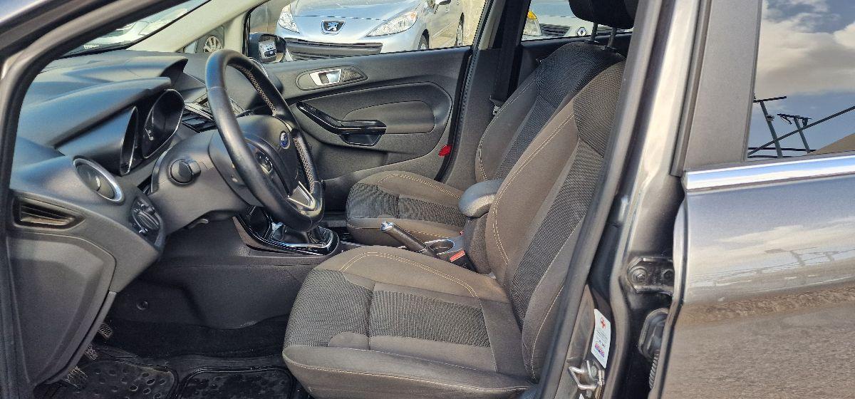 FORD Fiesta 1.4 5p. Bz.- GPL Titanium