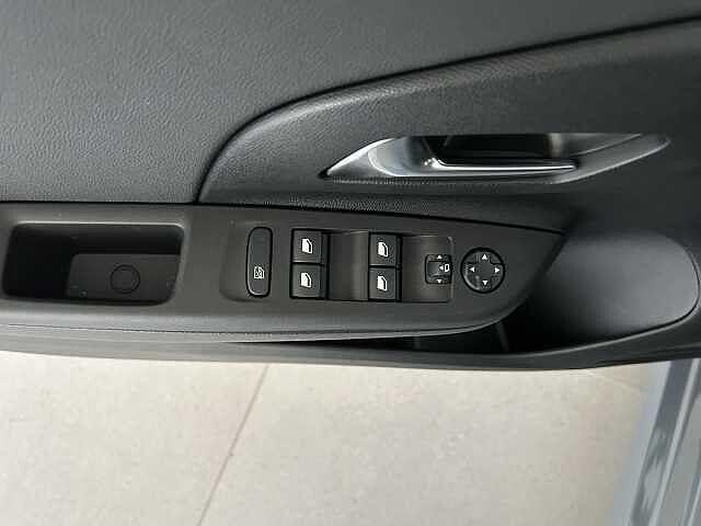 Opel Corsa Hybrid 110 CV aut. GS