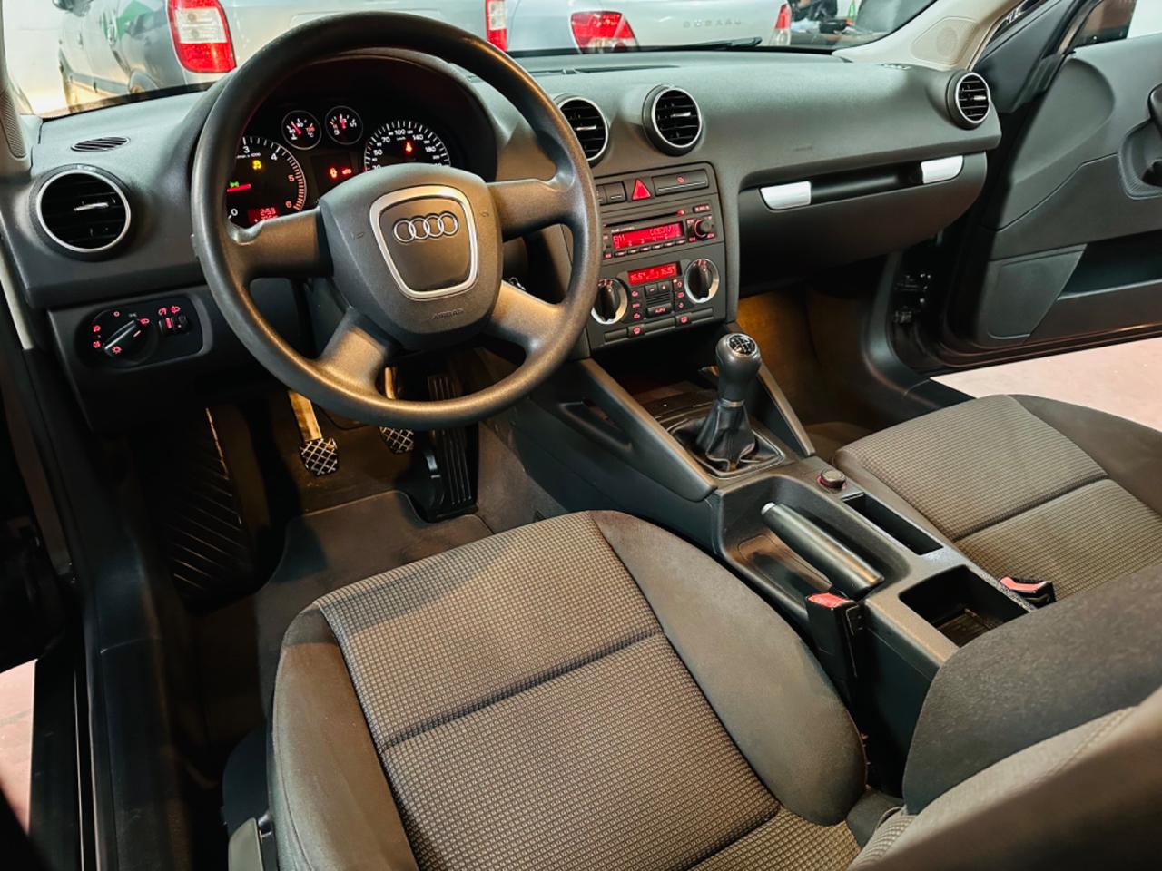 Audi A3 1.9 TDI 105CV SportBack