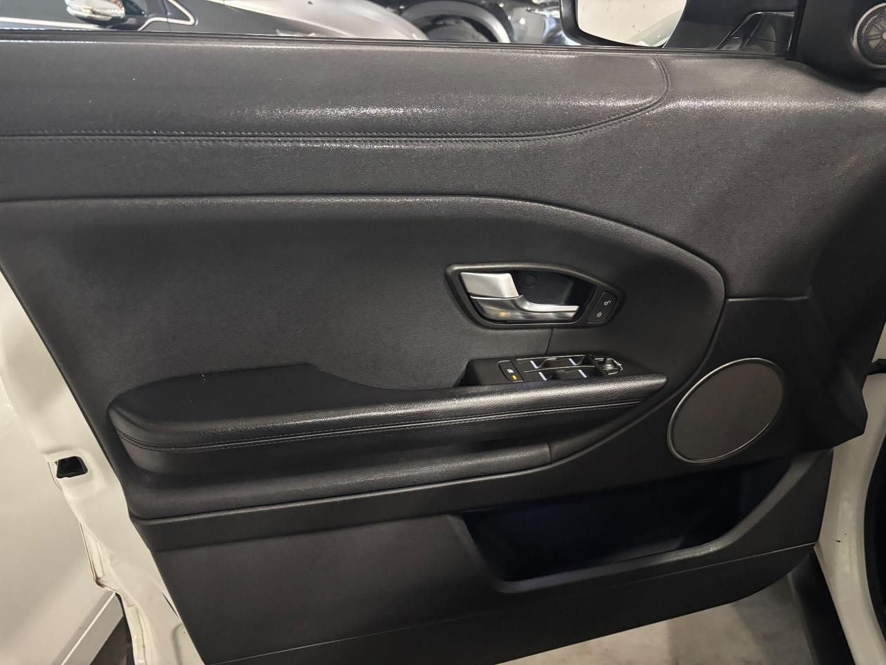 Range Rover Evoque 2.0 TD4 150 CV Pure
