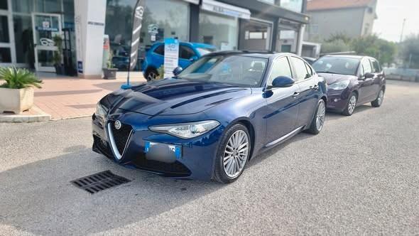 Alfa Romeo Giulia 2.2 Turbodiesel 180 CV AT8 Business Sport Launch Ed.