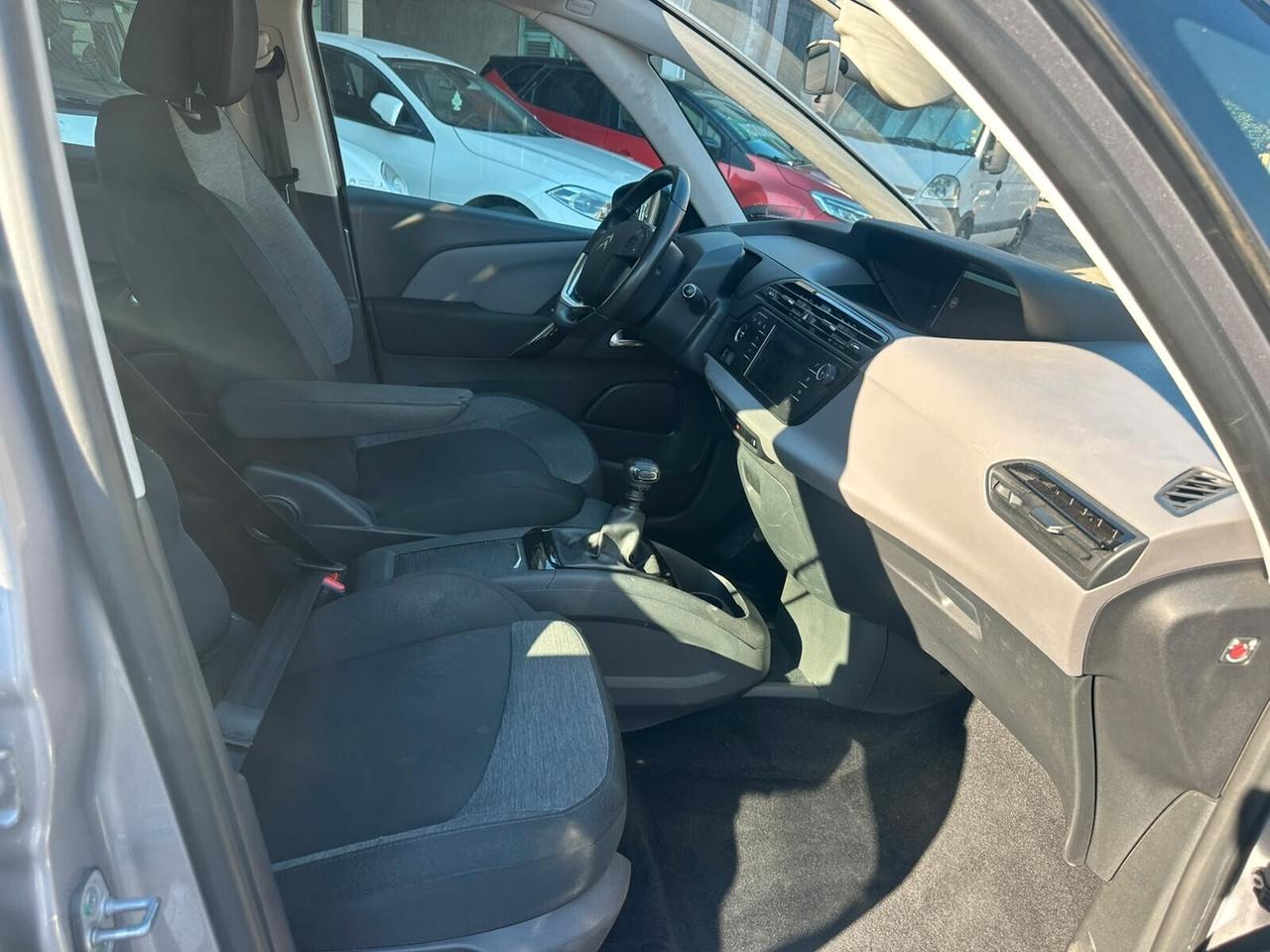 Citroen Grand C4 SpaceTourer BlueHDi 130 S&S Shine