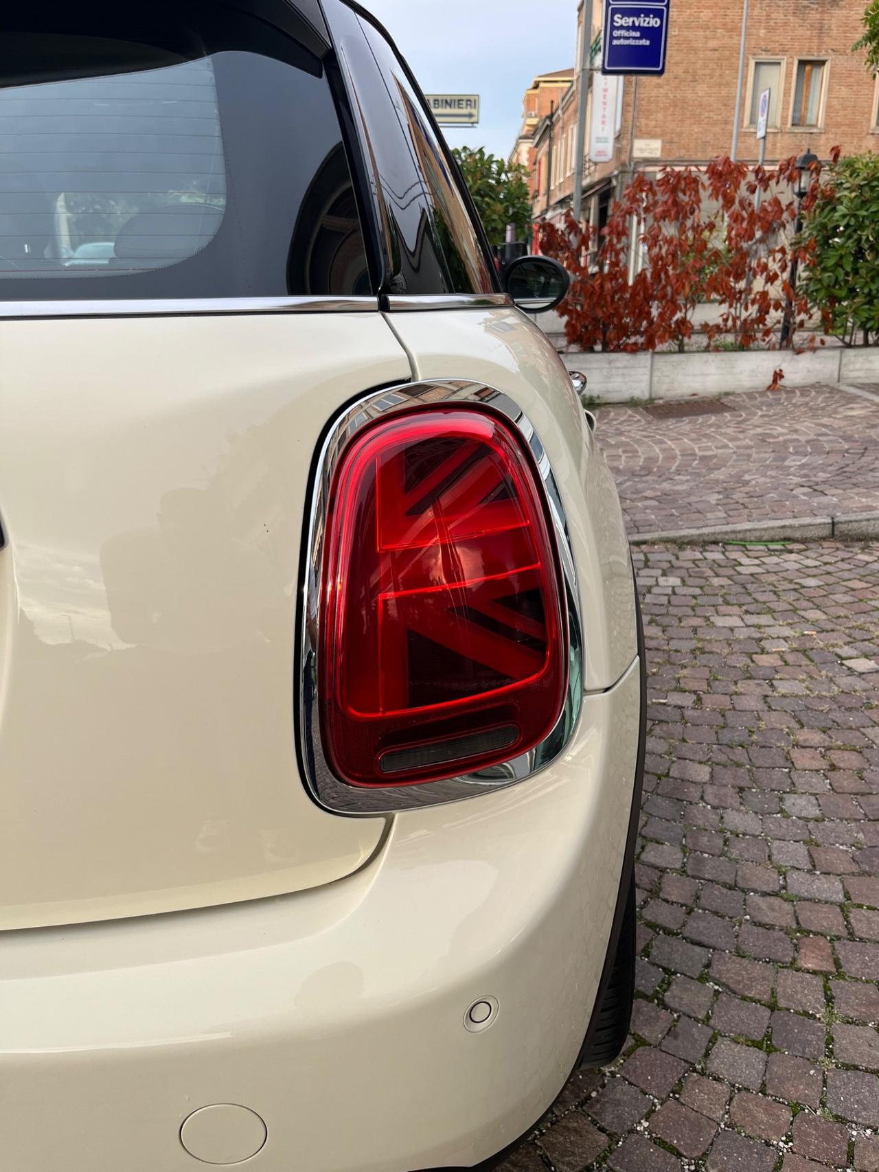 Mini 1.5 Cooper D Baker Street 5 porte