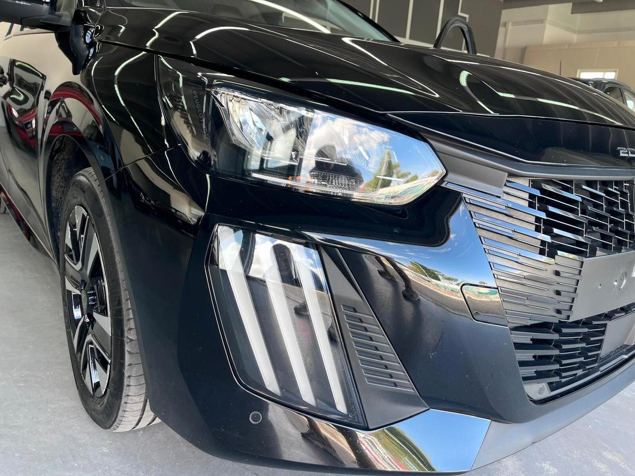 Peugeot 208 Hybrid 100 e-DCS6 Allure