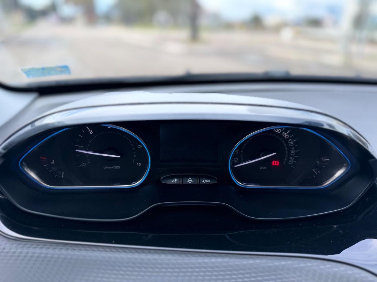 Peugeot 2008 BlueHDi 100