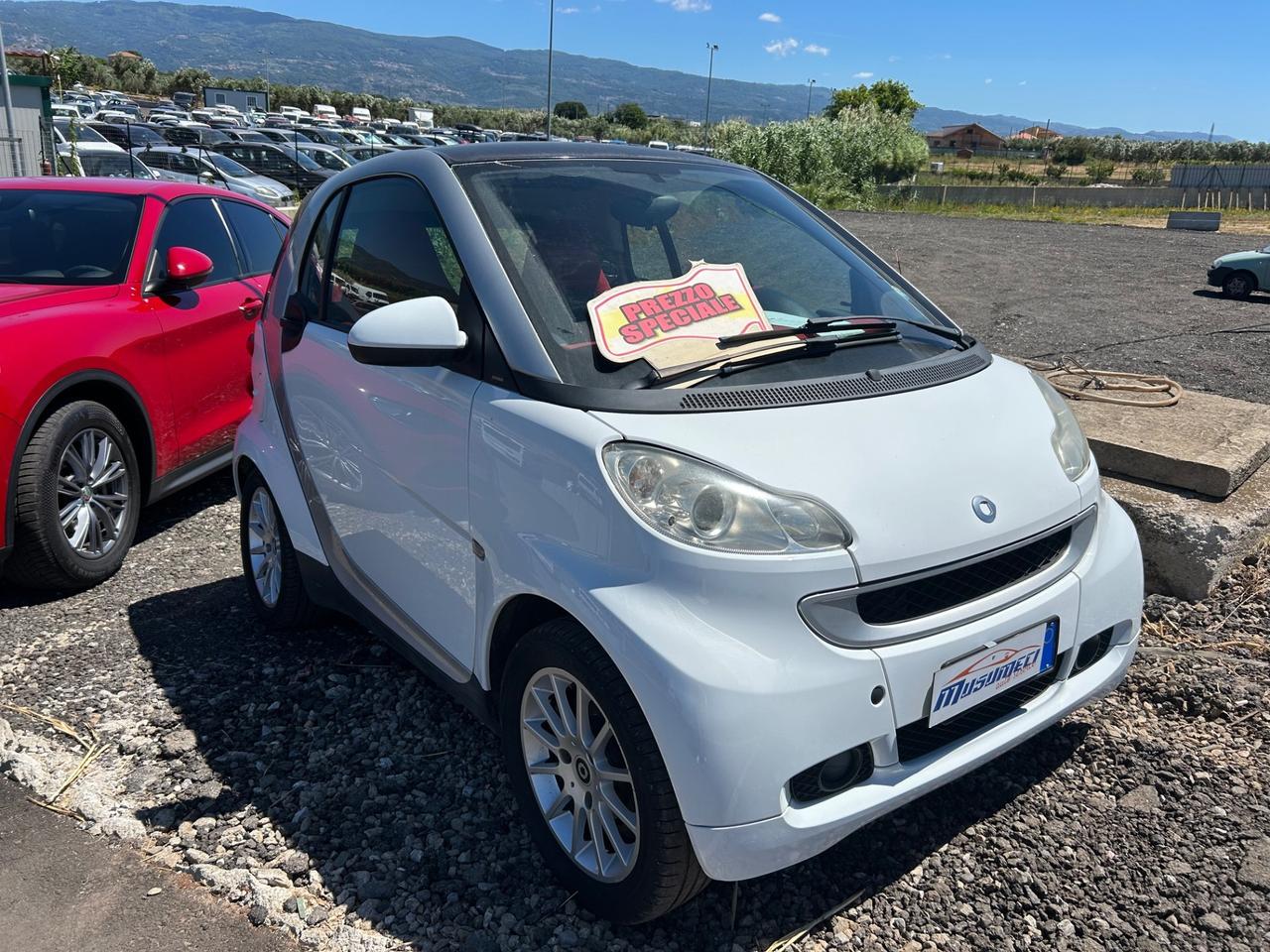 Smart ForTwo 1000 52 kW MHD coupé pure