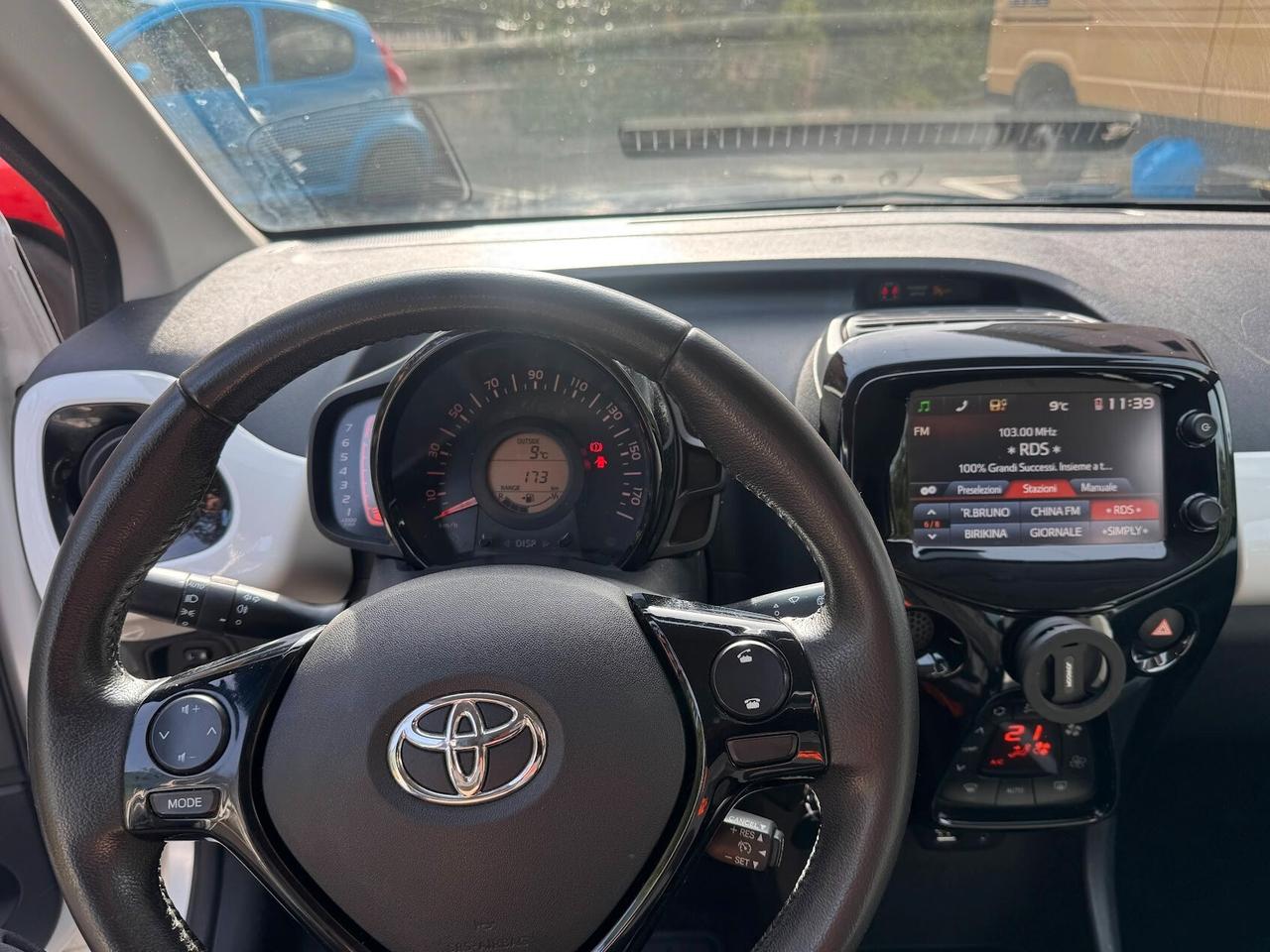 Toyota Aygo 1.0 VVT-i 69 CV 5 porte