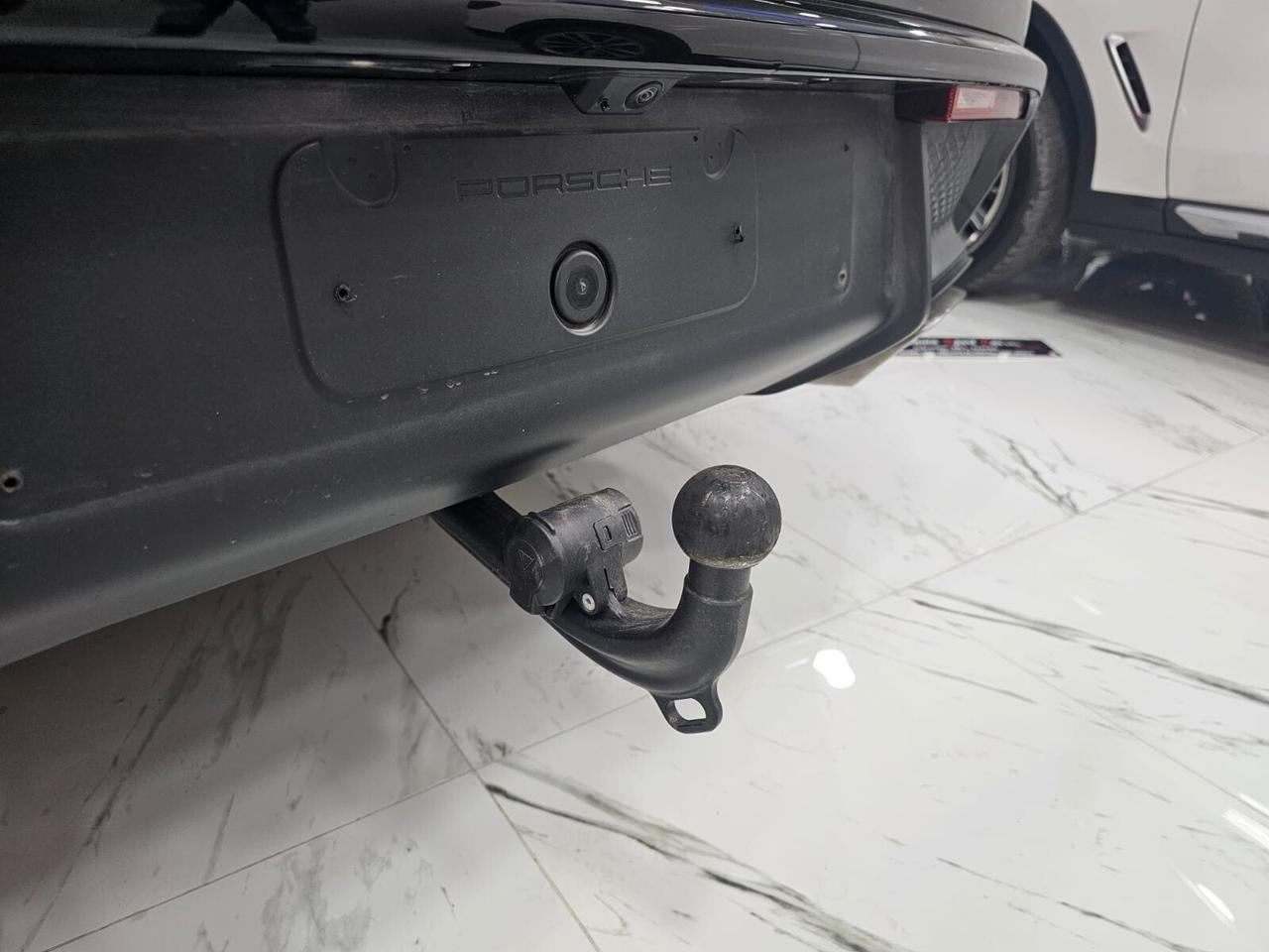 NUOVA PORSCHE MACAN TURBO 2.0 BENZINA 265CV CHRONO SPORT PACK