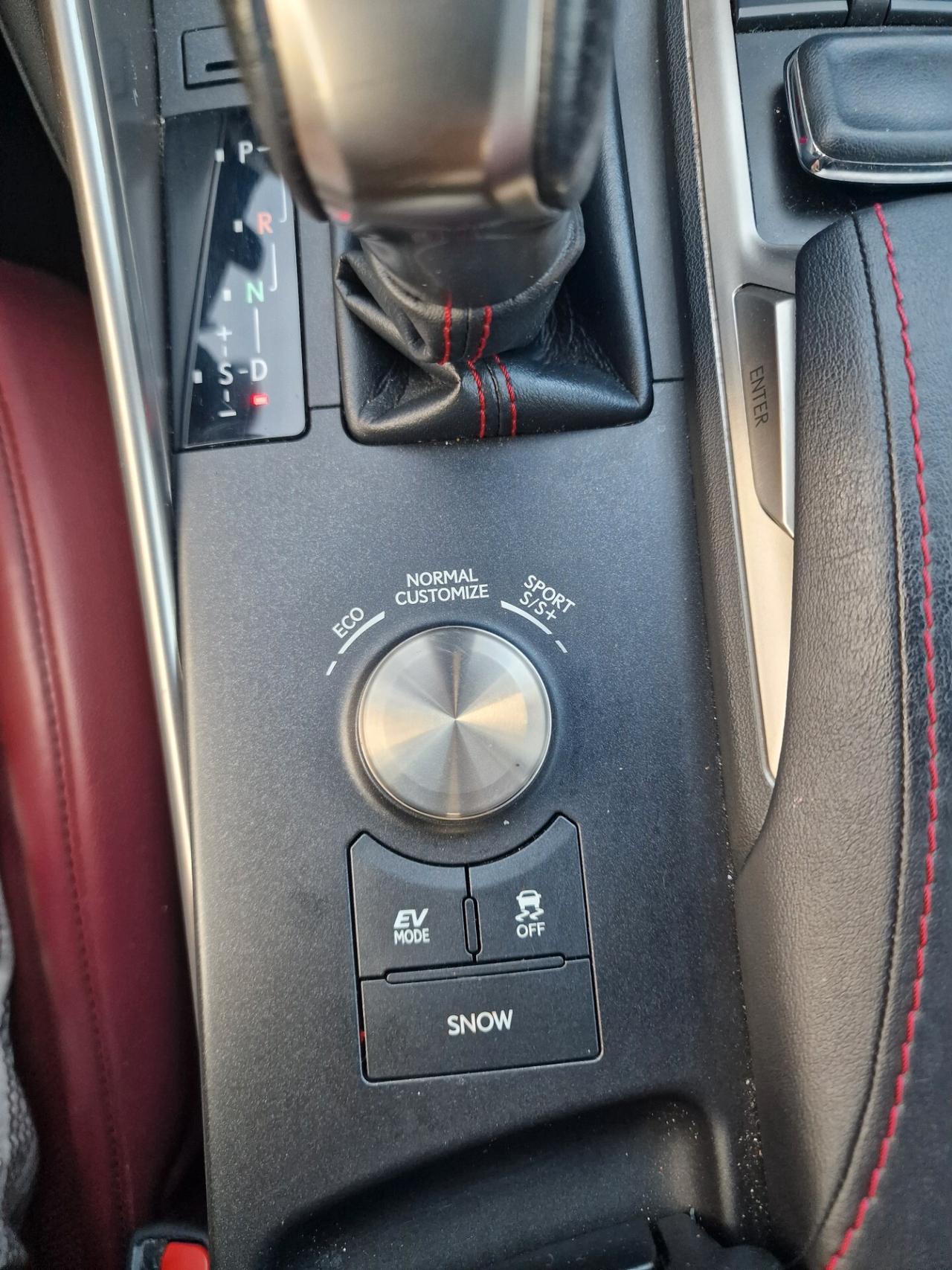 Lexus IS 300 Hybrid FSport