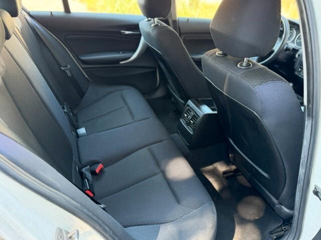 Bmw 116 116d 5p. Urban