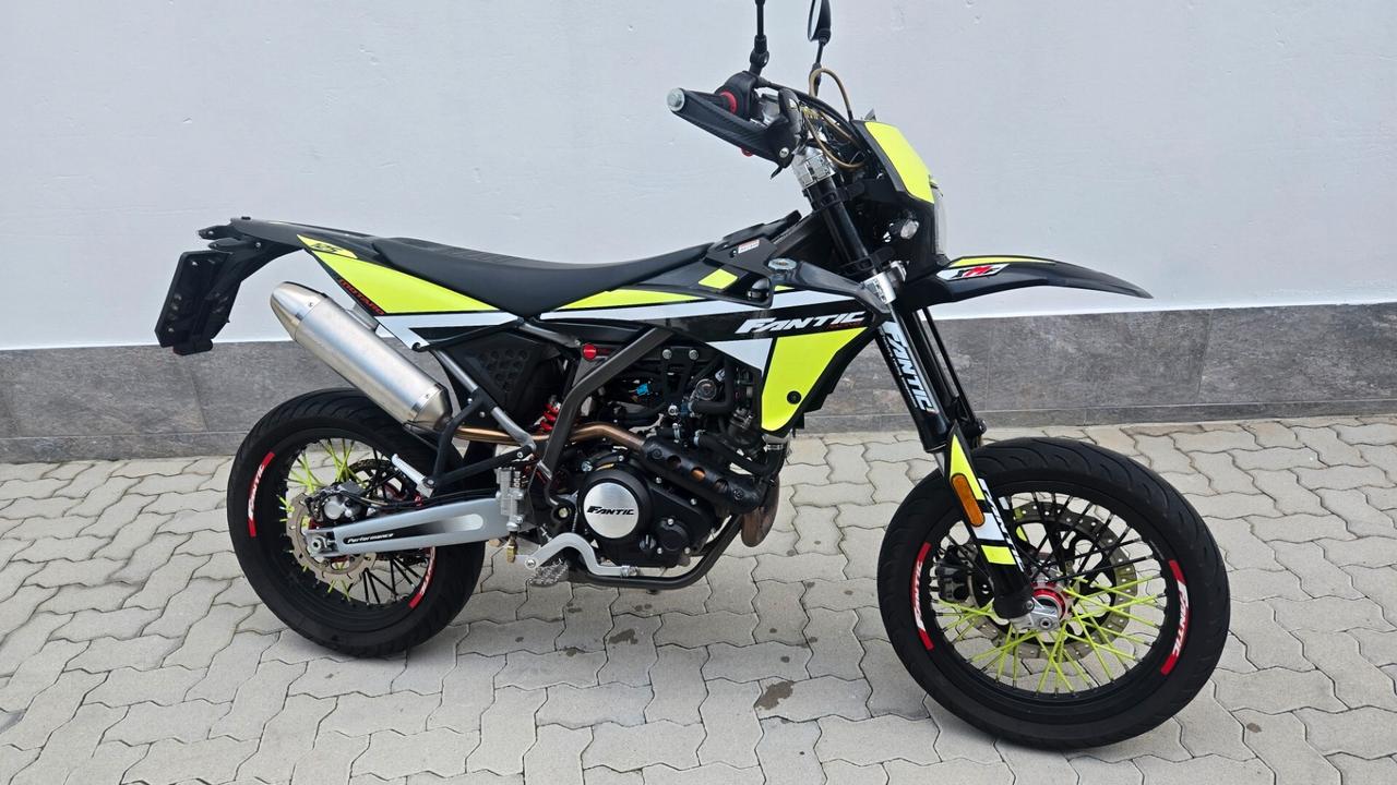 Fantic Motor Caballero 125 PERFORMANCE