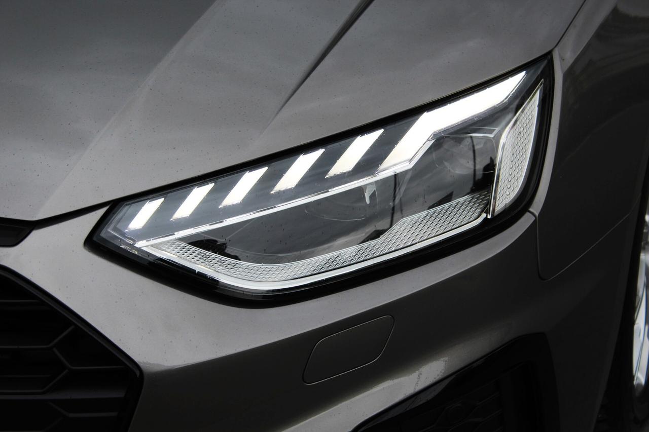 Audi A4 Avant 40 TDI quattro S tronic Sport