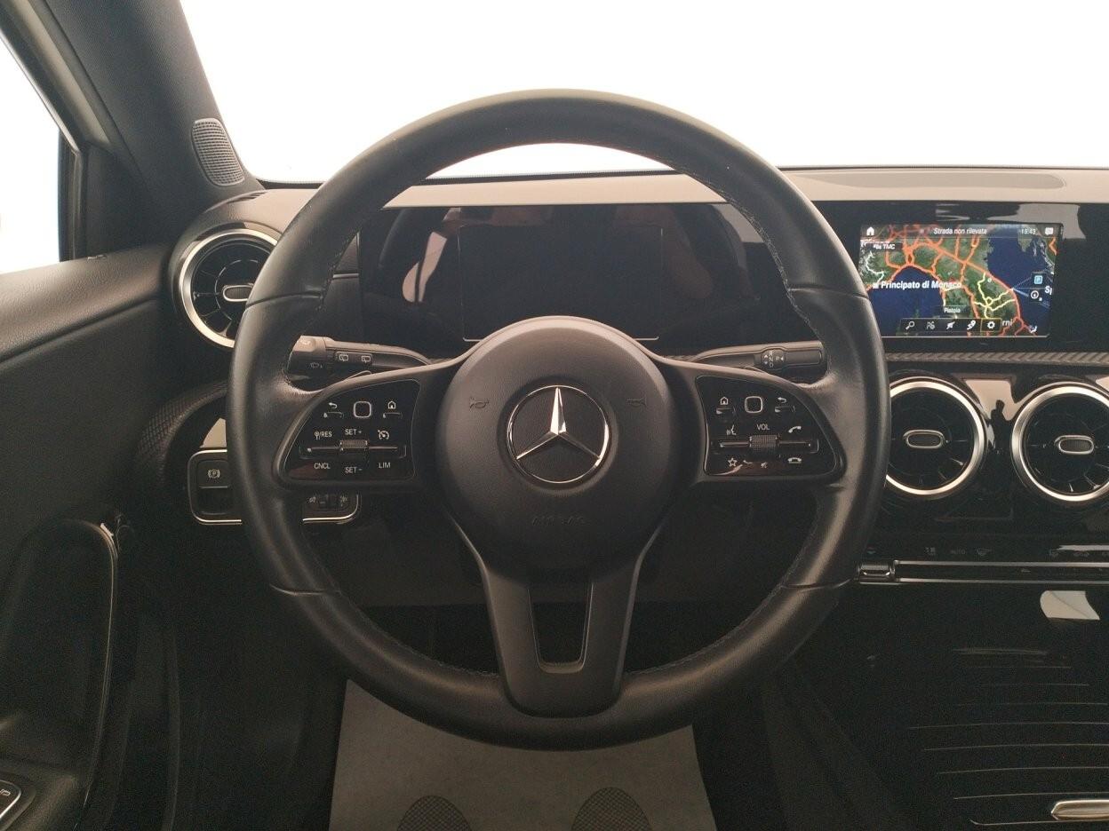 Mercedes- Benz A 180 Business auto
