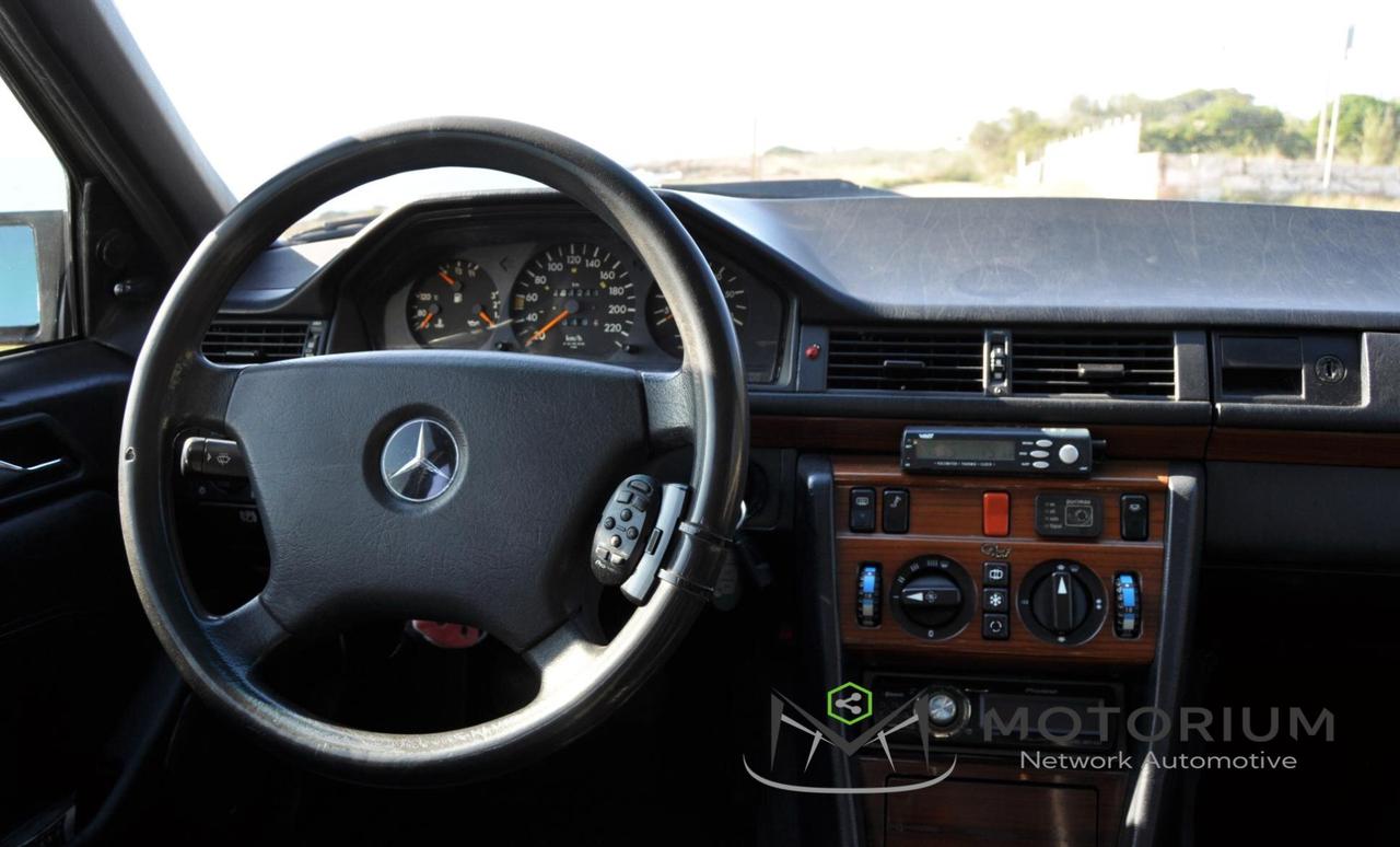 Mercedes-Benz E250 D Sportline
