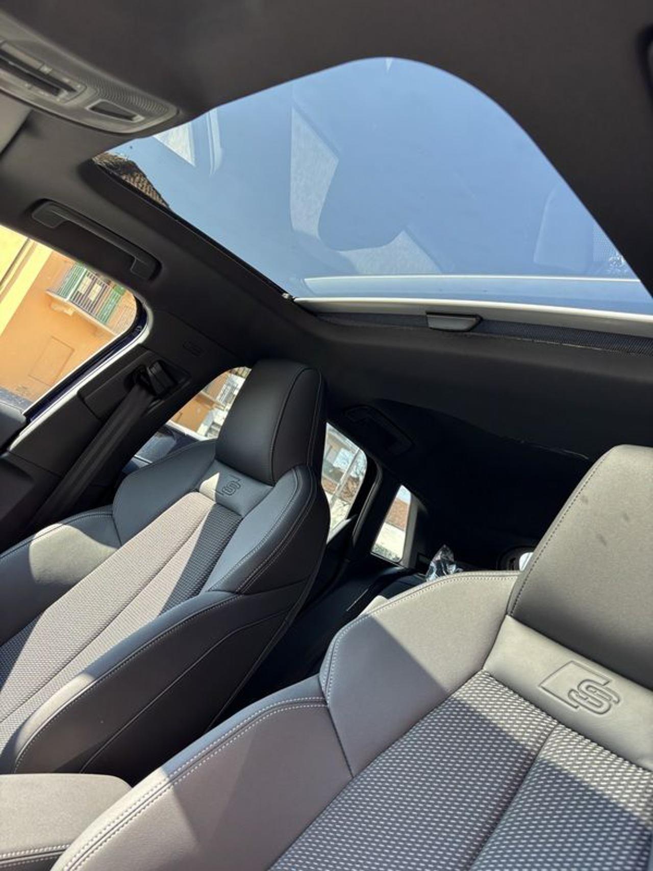 Audi A3 SPB TFSI 110 kW S tronic S line edition MATRIX