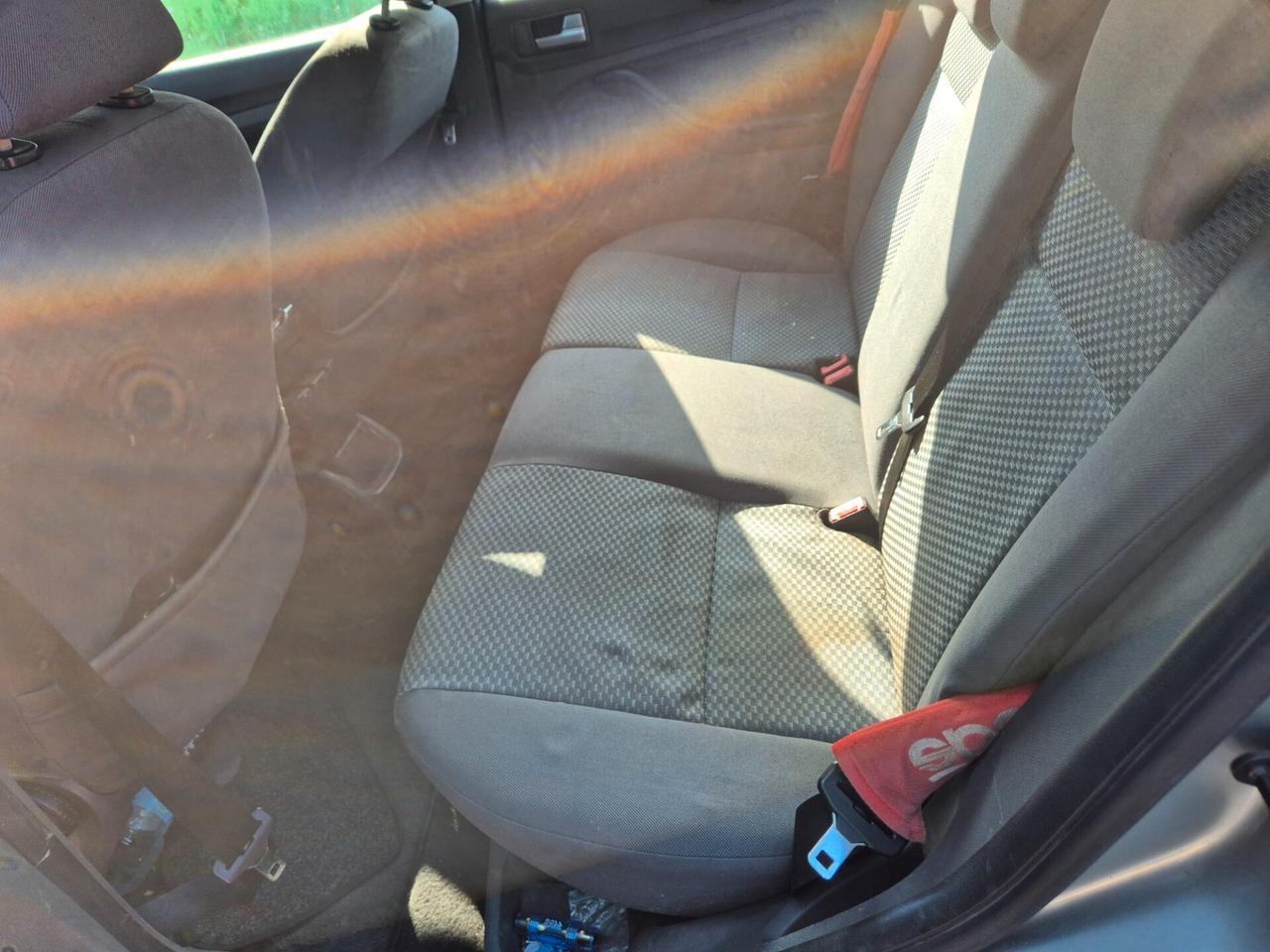 Ford Focus C-Max 1.6 TDCi gancio traino