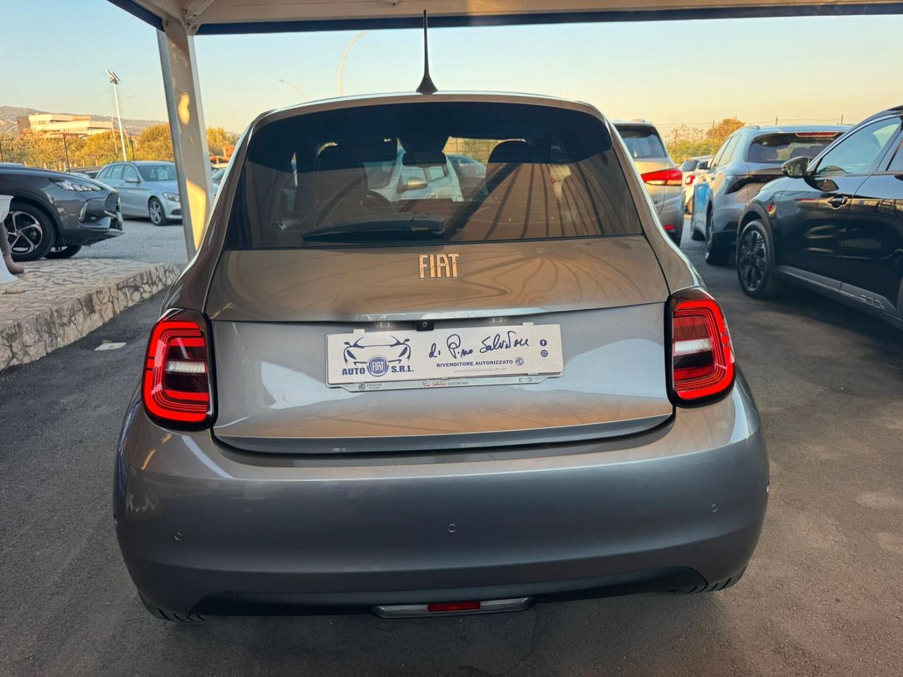 Fiat 500 500e Berlina 42 kWh La Prima