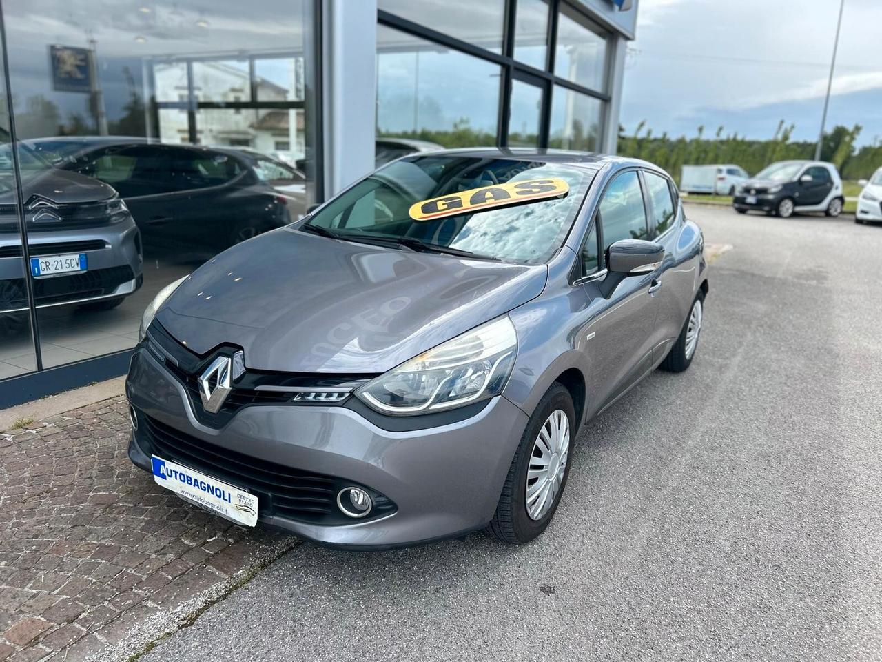 Renault Clio COSTUME NATIONAL 1.2 GPL 5 porte