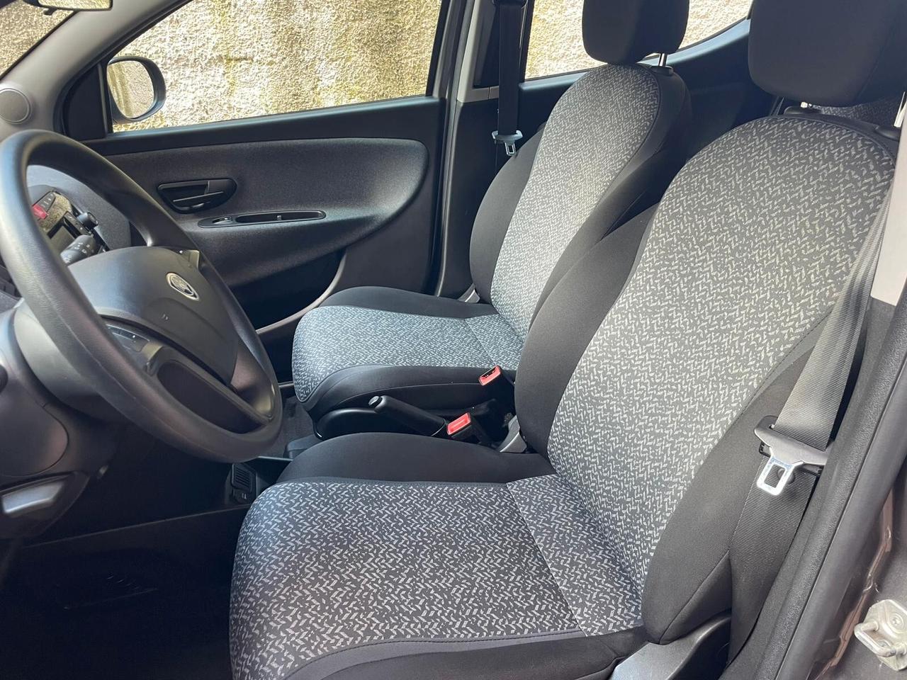 YPSILON 1.0-69cv *PREZZO VERO* KM CERTI- GARANZIA 12 MESI