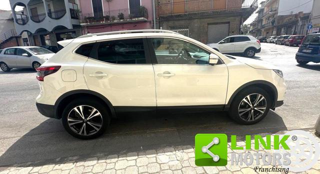 NISSAN Qashqai 1.2 DIG-T N-Connecta