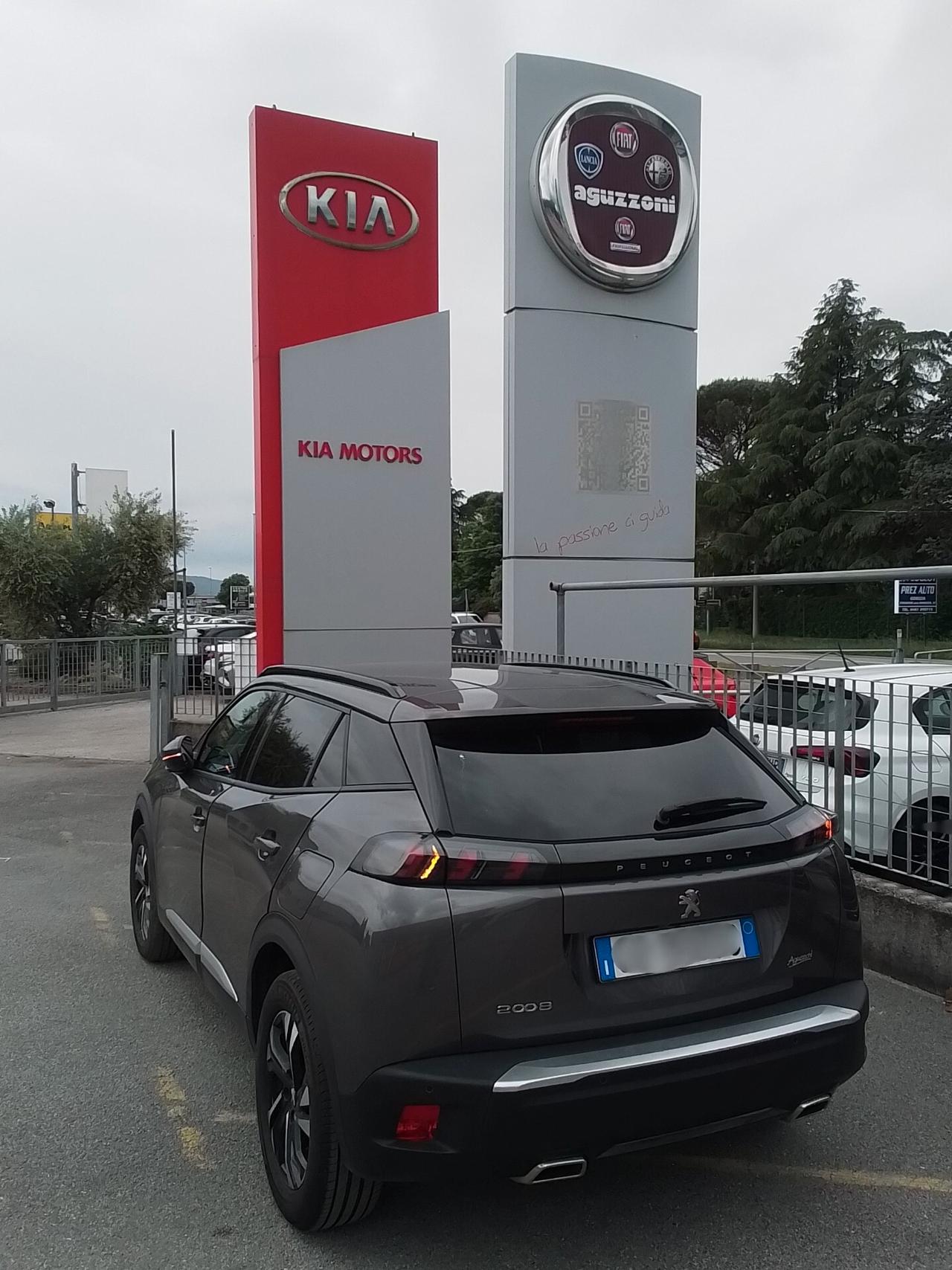 Peugeot 2008 PureTech 130 S&S Allure Navi Pack