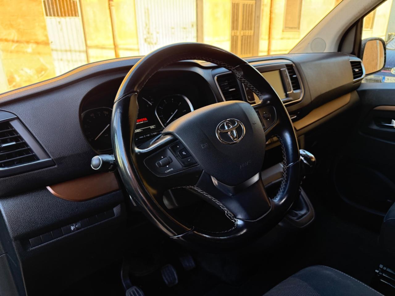 Toyota Proace Verso 1.5D L0 D Luxury