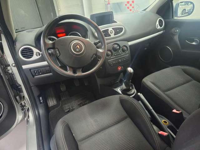 Renault Clio Clio III 2009 5p 1.2 16v Dynamique*65000km*