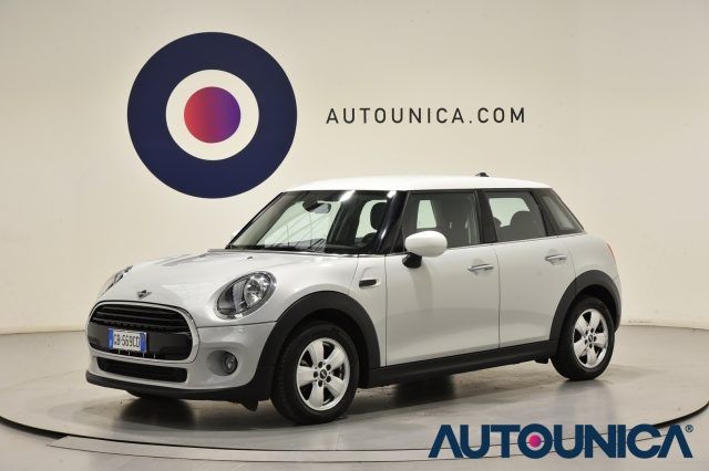 MINI Cooper 1.5 BENZINA 5 PORTE AUTOMATICA NAVIGATORE