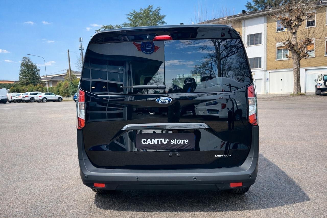 Ford Tourneo Courier 1.0 EcoBoost Titanium