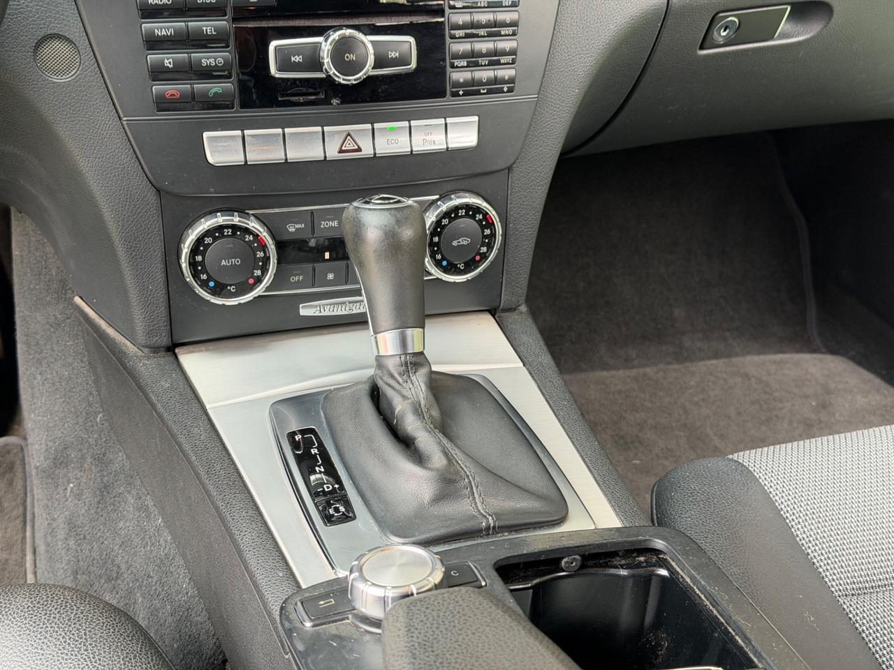 Mercedes-benz C 220 200 CDI BlueEFFICIENCY Avantgarde