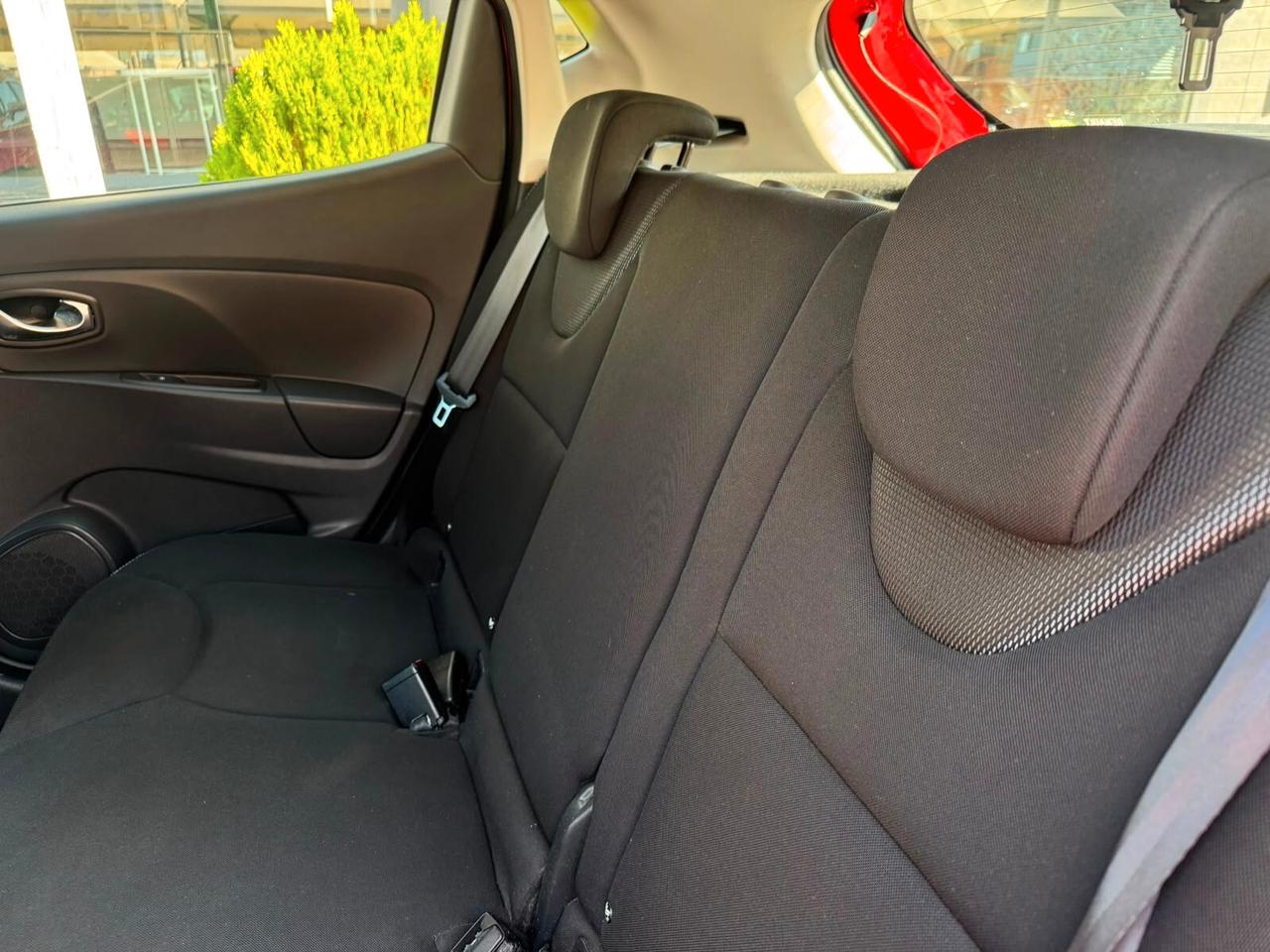 Renault Clio dCi 8V 75 CV Start&Stop 5 porte Energy Duel