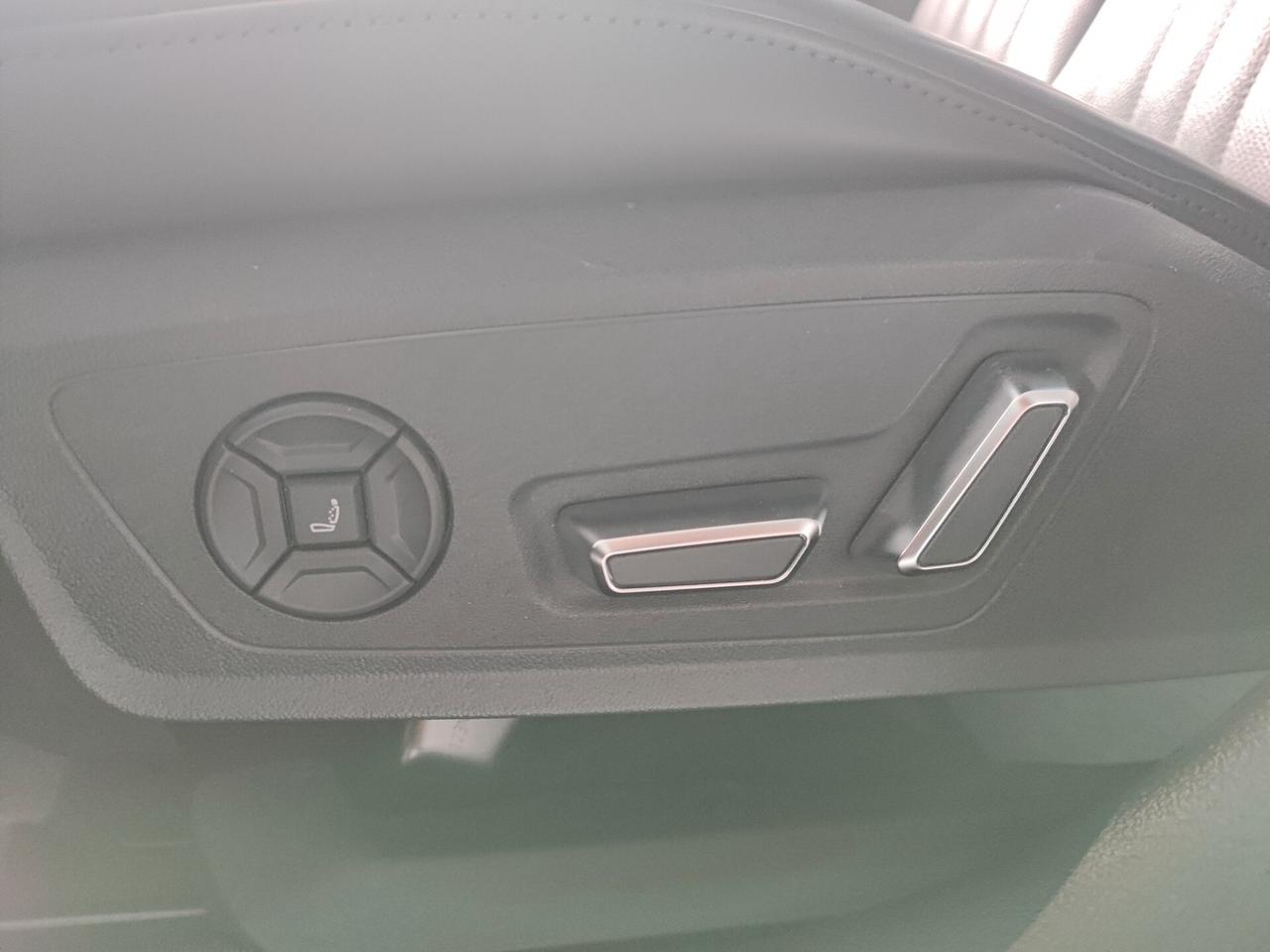 Audi A6 Avant 50 3.0 TDI quattro tiptronic Business Advanced