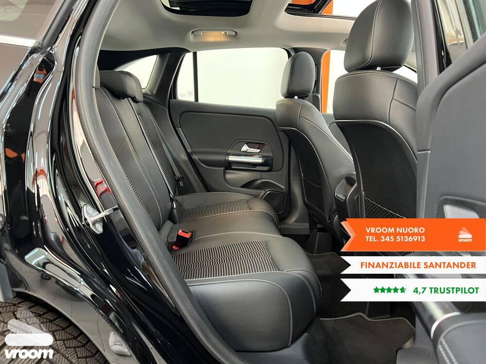 MERCEDES GLA (H247) GLA 220 d Automati...