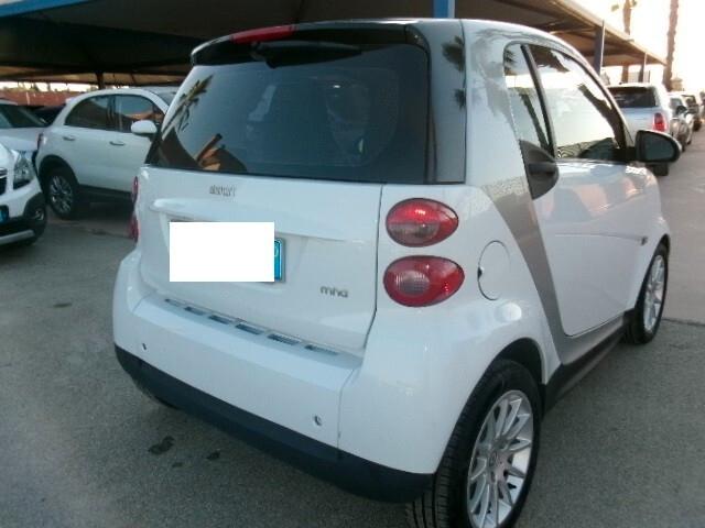 Smart ForTwo 1000 52 kW coupé limited two